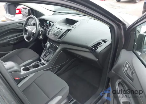 2016 Ford Escape S from USA, damaged, VIN 1FMCU0F76GUB70187